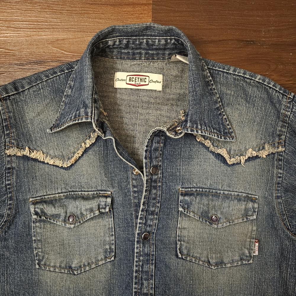 Vintage late 90's Y2K BC Ethic Snap-Up Blue Denim Shirt Size S Rockabilly Retro